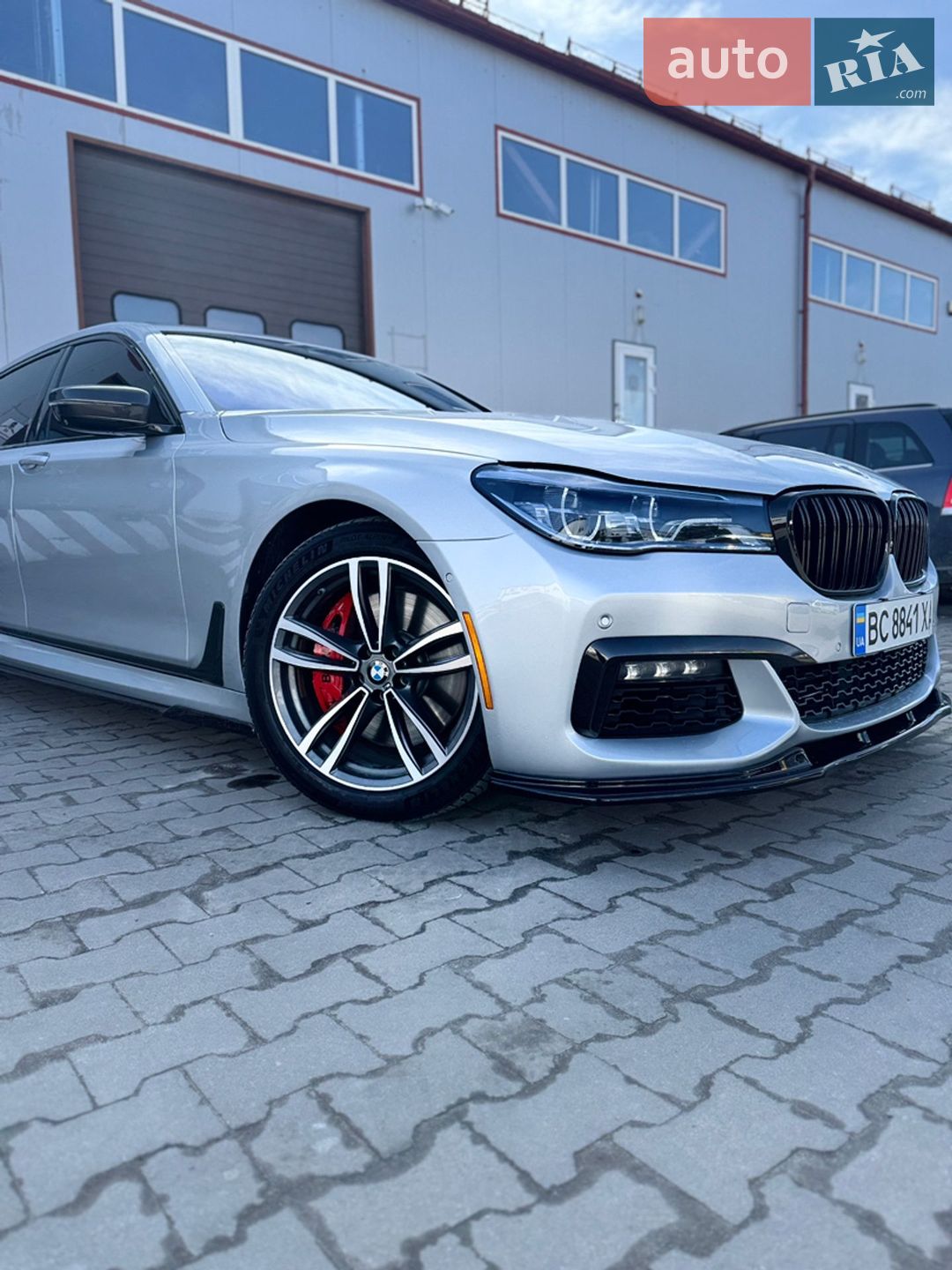BMW 7 Series 2016 VIN WBA7F2C56HG422421 фото оголошення 10 з 18