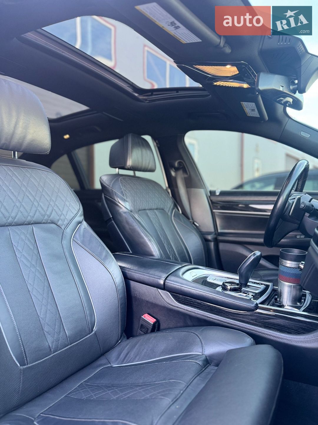 BMW 7 Series 2016 VIN WBA7F2C56HG422421 фото оголошення 12 з 18