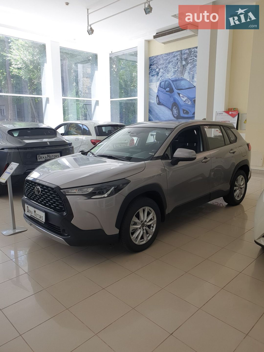 Toyota Corolla Cross 2024 VIN LFMCU1BR0R0061216 фото оголошення 3 з 19