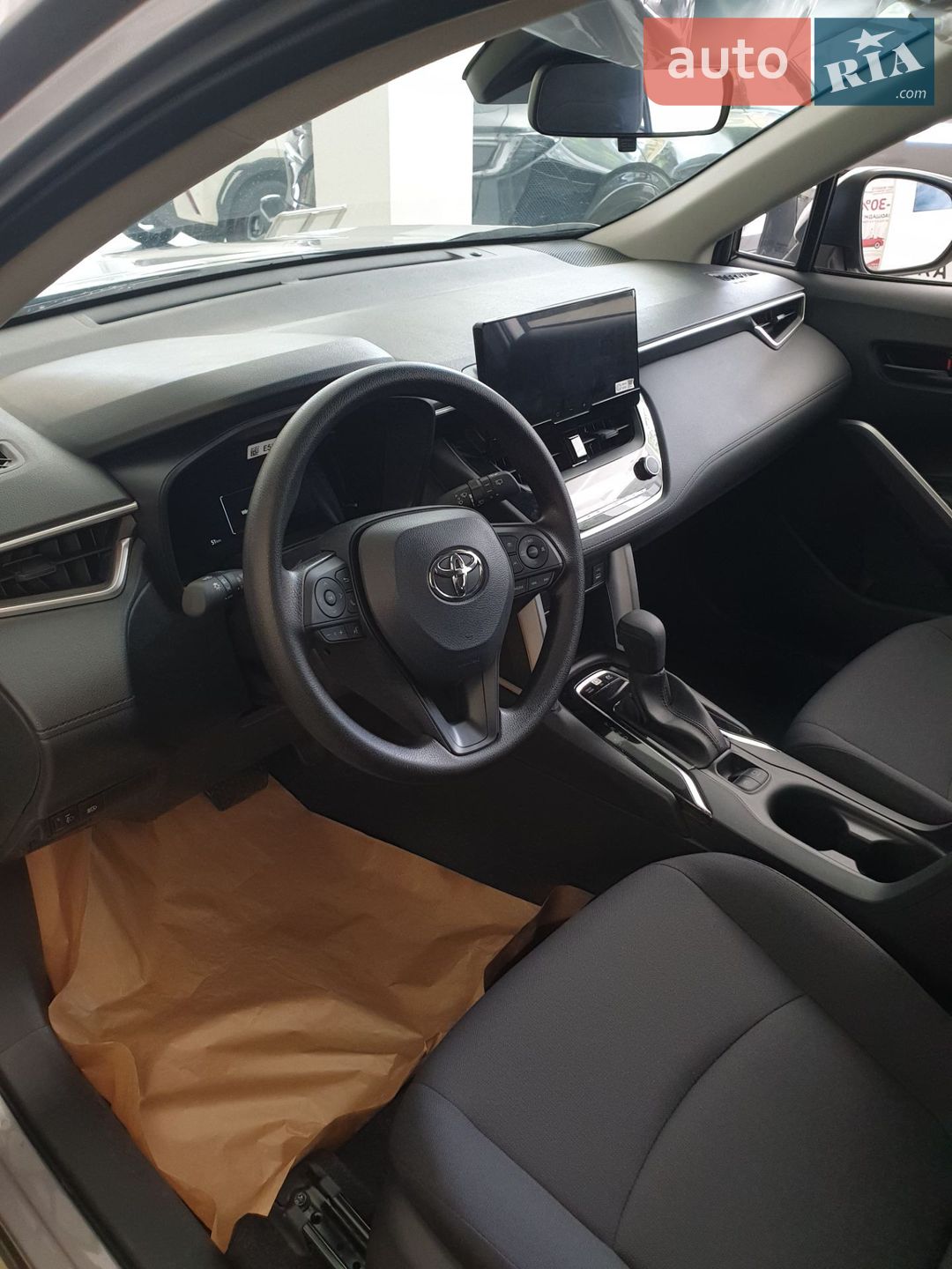 Toyota Corolla Cross 2024 VIN LFMCU1BR0R0061216 фото оголошення 7 з 19