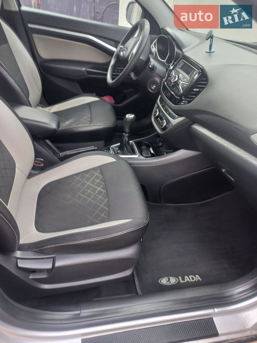 ВАЗ / Lada Vesta 2018 VIN XTAGFK110JY206844 фото оголошення 3 з 11