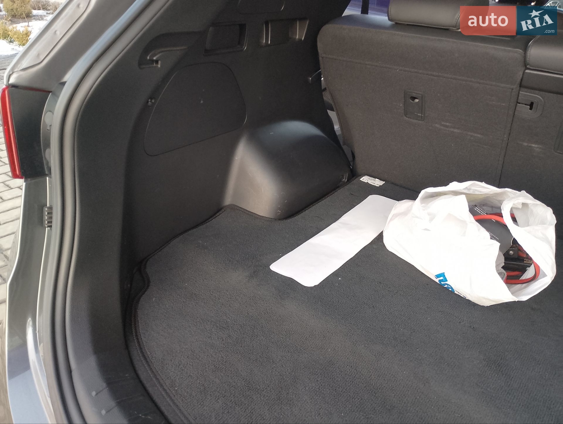 Hyundai Santa FE 2016 VIN KMHSW81UBGU637353 фото оголошення 34 з 35