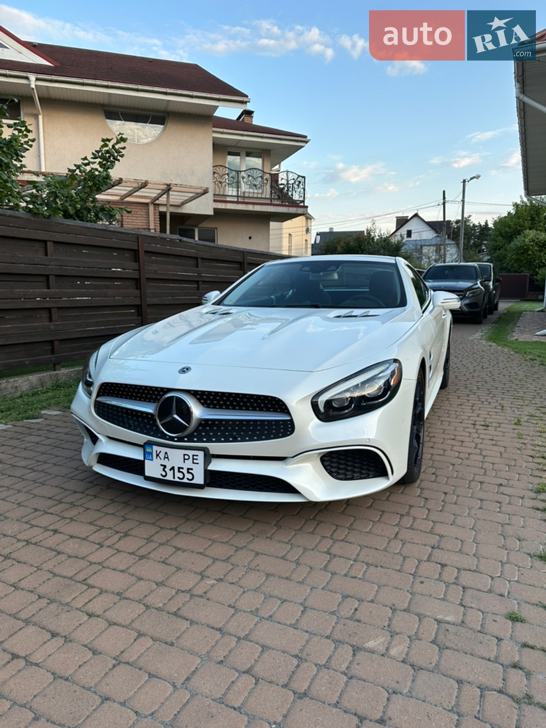 Mercedes-Benz SL-Class 2017 VIN WDDJK6GA8JF052710 фото оголошення 2 з 14