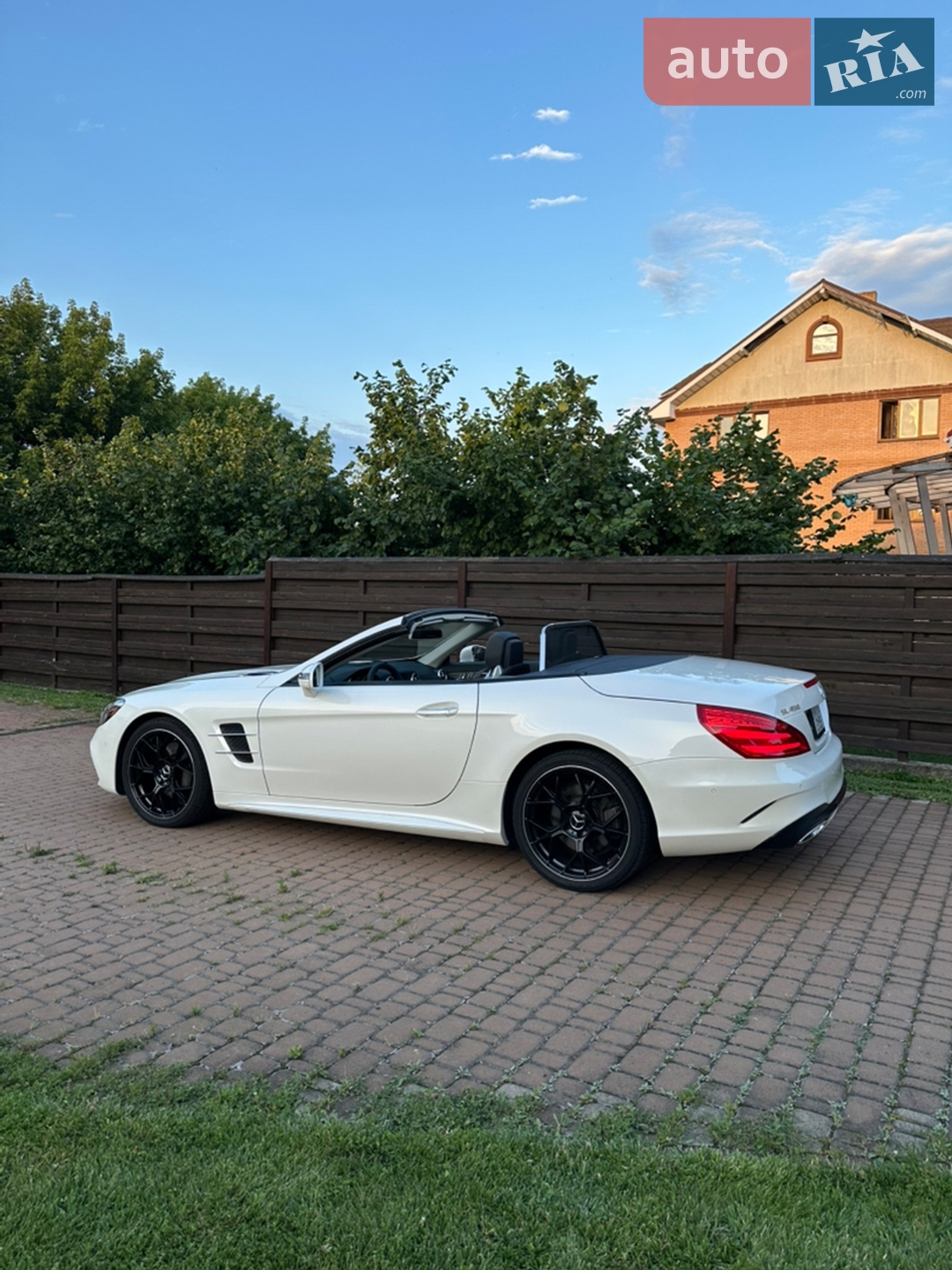 Mercedes-Benz SL-Class 2017 VIN WDDJK6GA8JF052710 фото оголошення 4 з 14