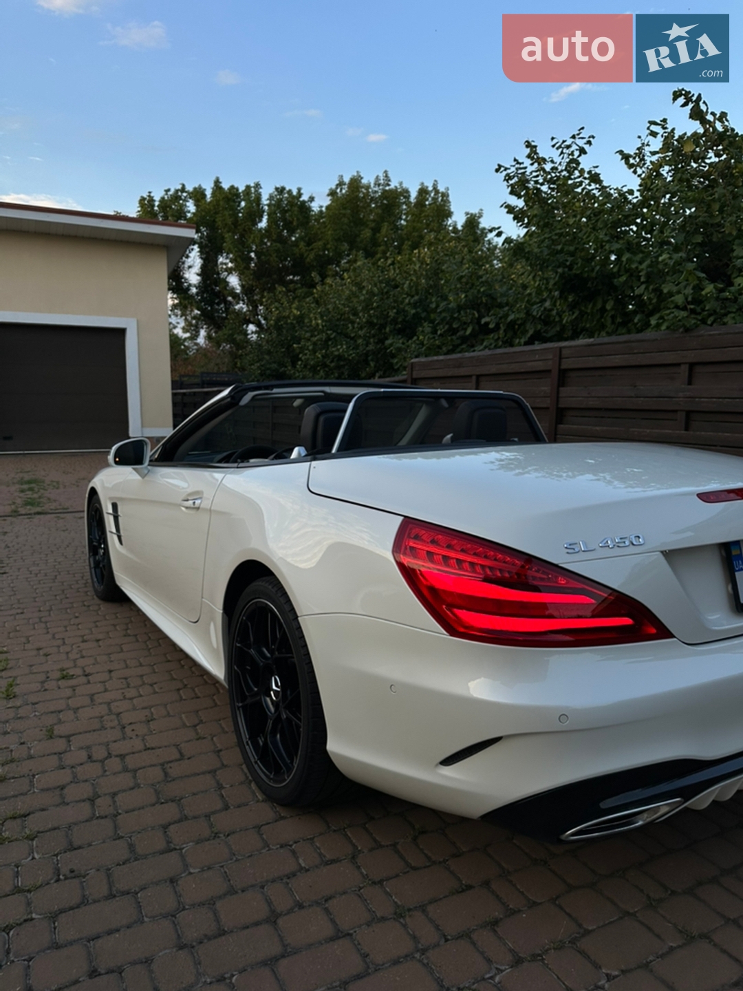 Mercedes-Benz SL-Class 2017 VIN WDDJK6GA8JF052710 фото оголошення 5 з 14