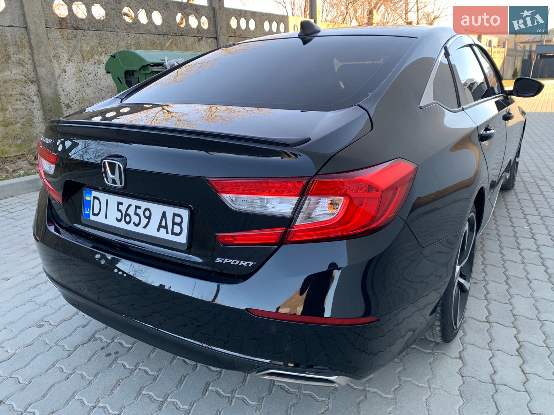 Honda Accord 2019 VIN 1HGCV1F38KA104496 фото оголошення 35 з 101