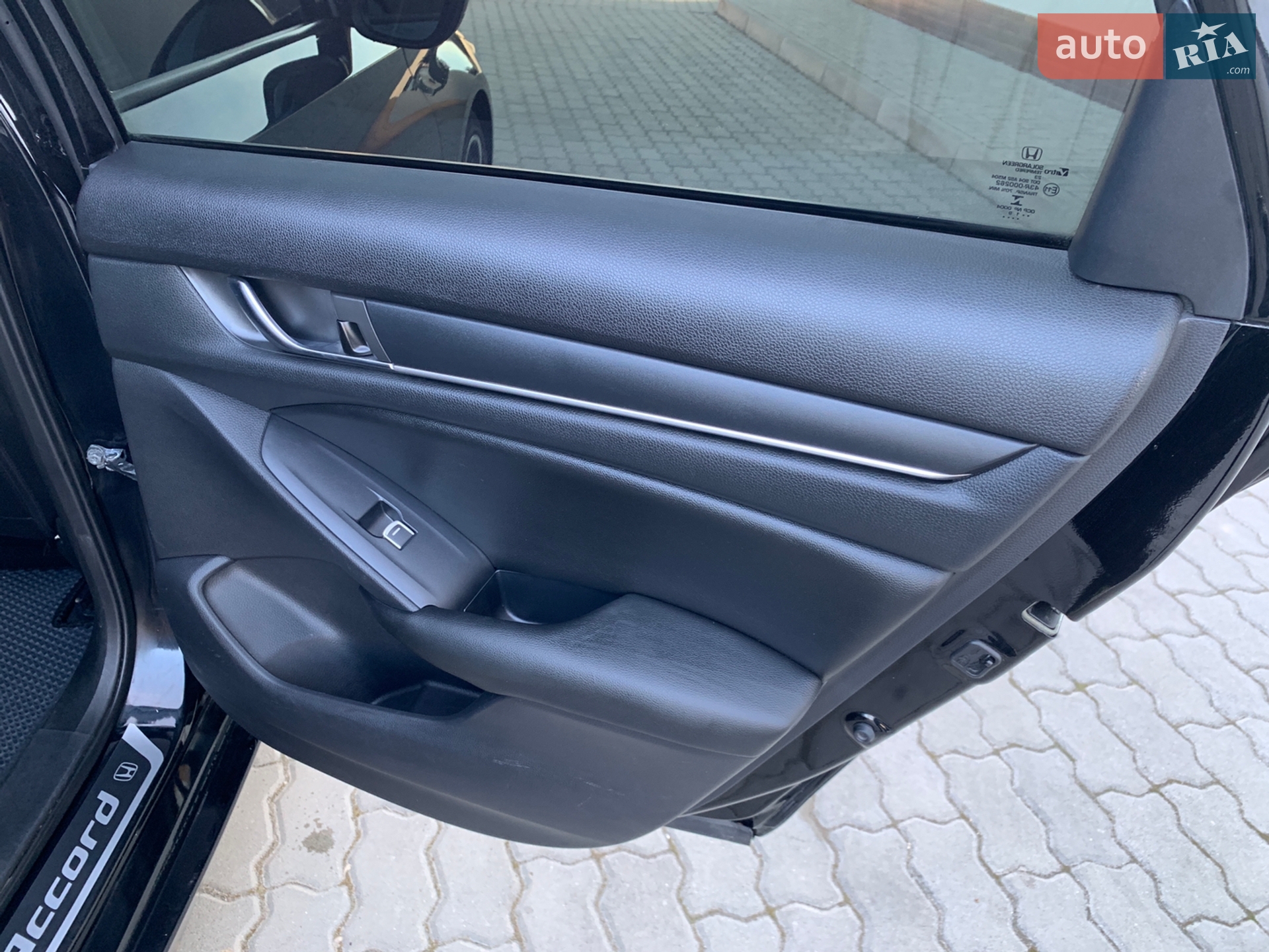 Honda Accord 2019 VIN 1HGCV1F38KA104496 фото оголошення 55 з 101