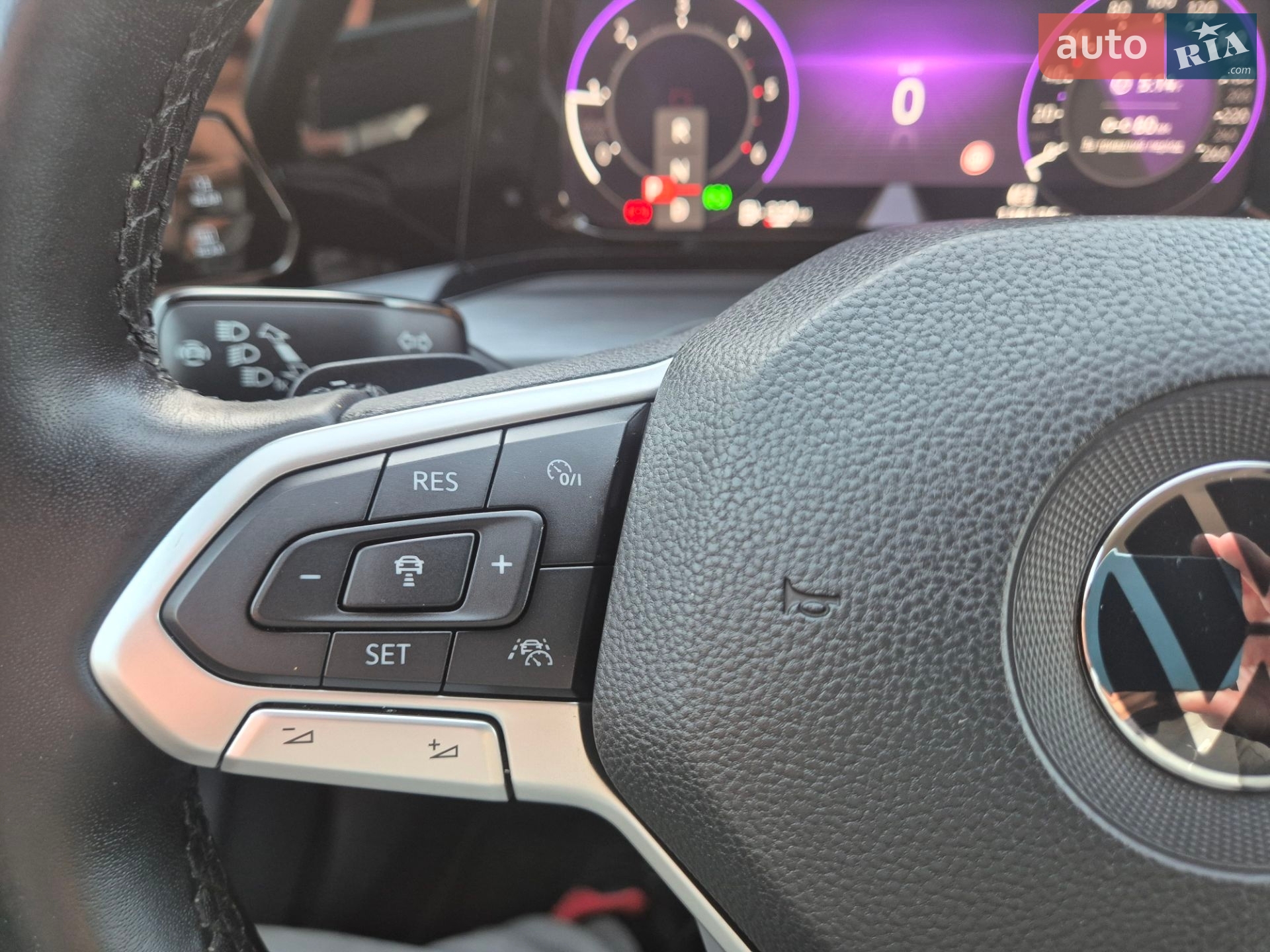 Volkswagen Golf 2020 VIN WVWZZZCDZMW503758 фото оголошення 36 з 75