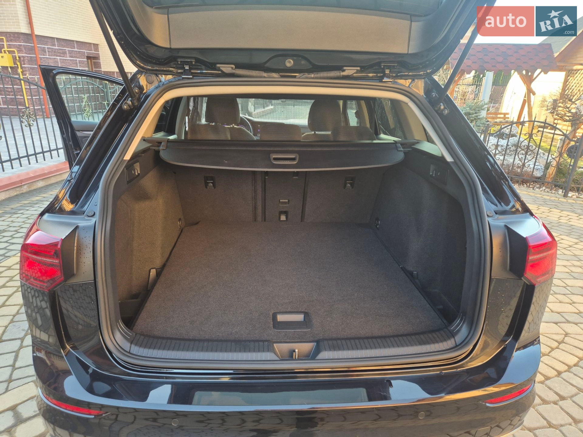 Volkswagen Golf 2020 VIN WVWZZZCDZMW503758 фото оголошення 42 з 75