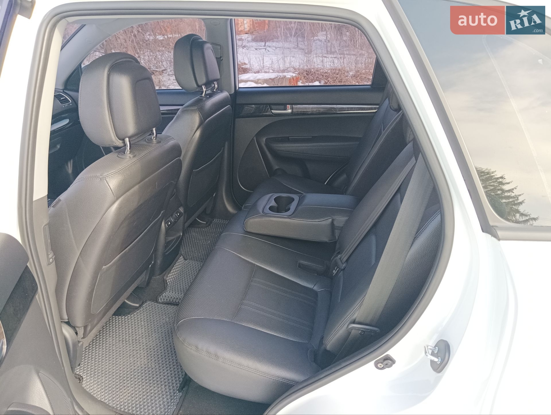 Kia Sorento 2013 VIN KNAKU815BDA404379 фото оголошення 38 з 39