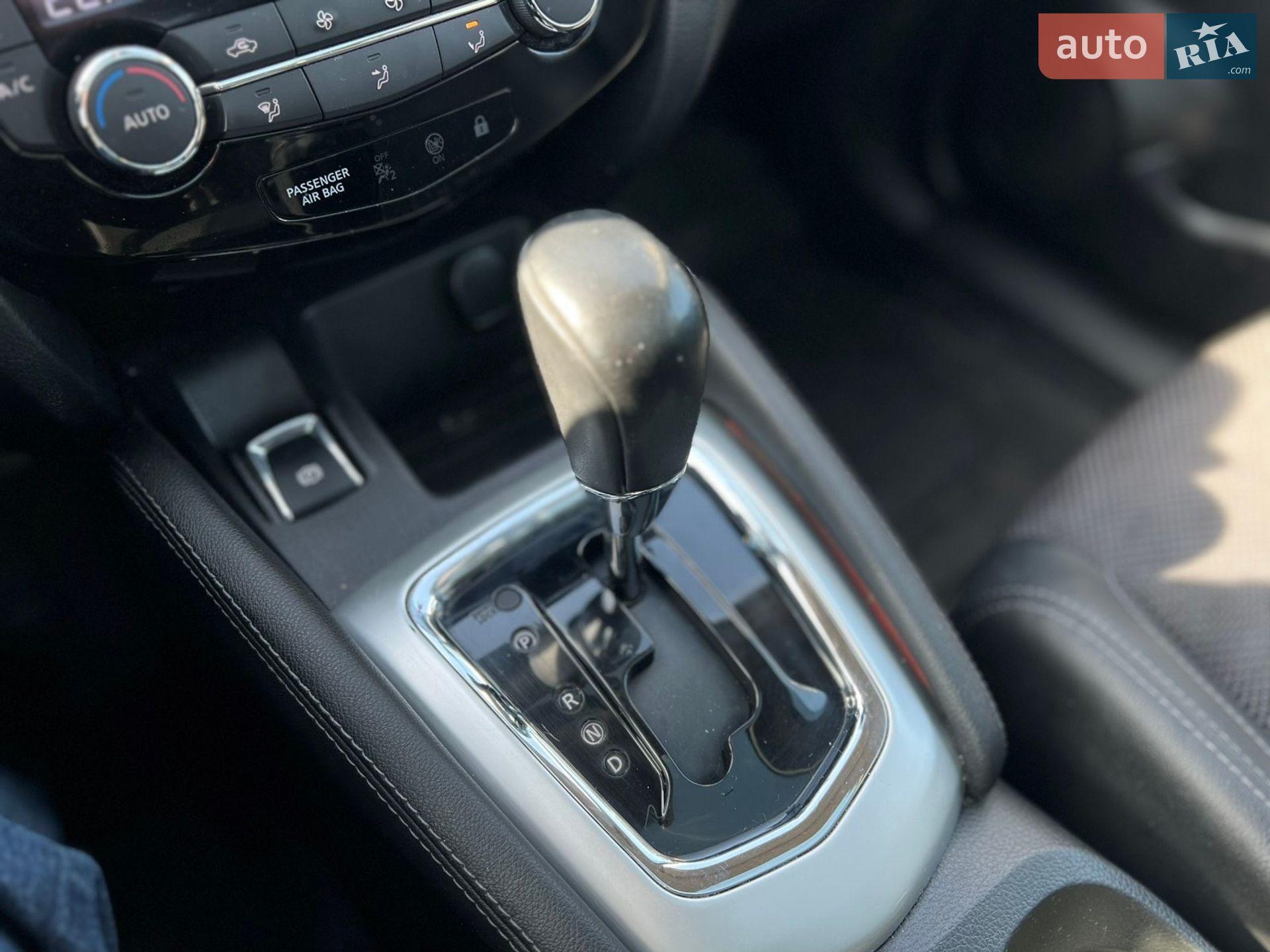 Nissan Qashqai 2014 VIN SJNFDAJ11U1077467 фото оголошення 21 з 53