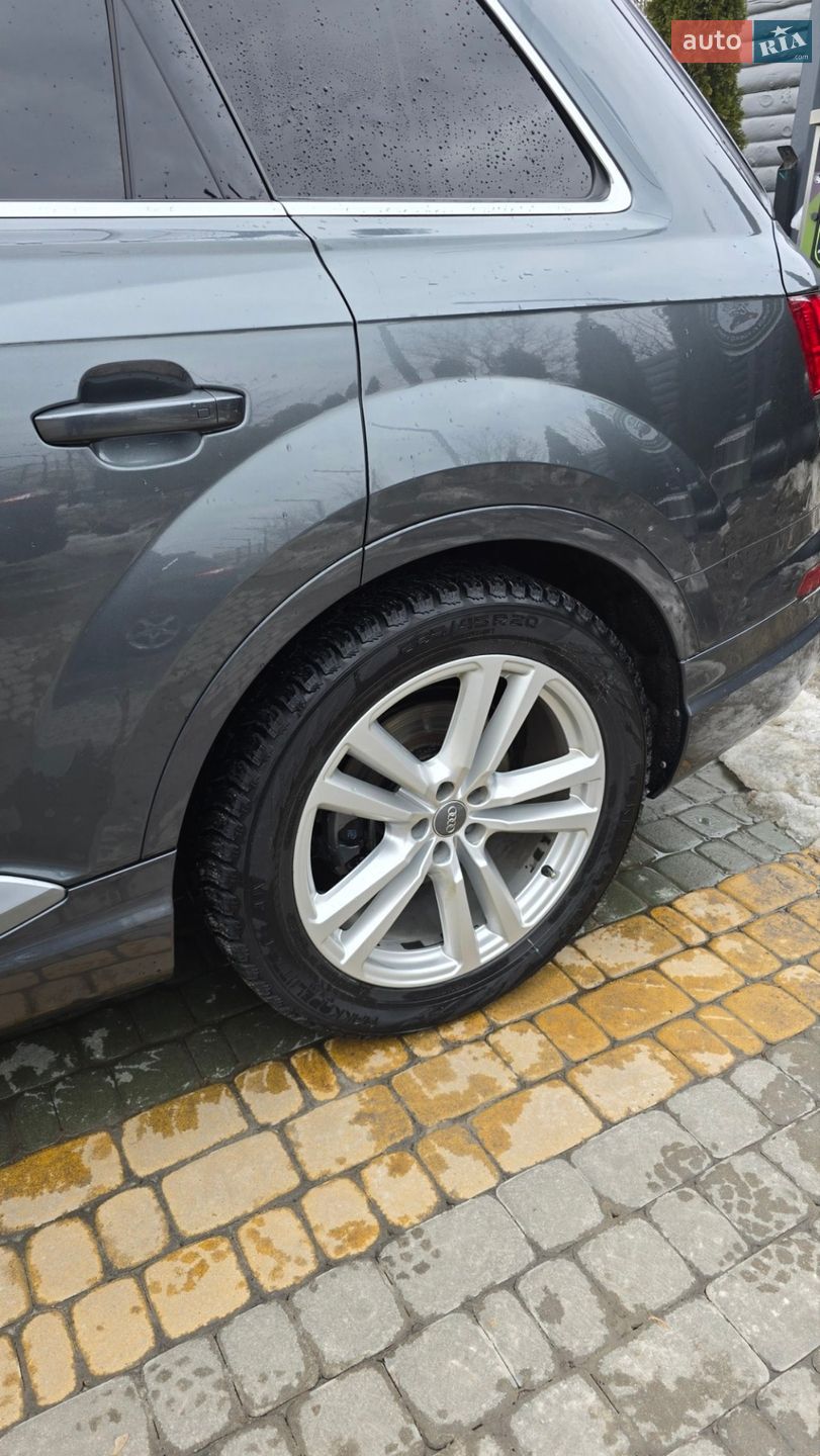 Audi Q7 2016 VIN WAUZZZ4M5GD035535 фото оголошення 2 з 31