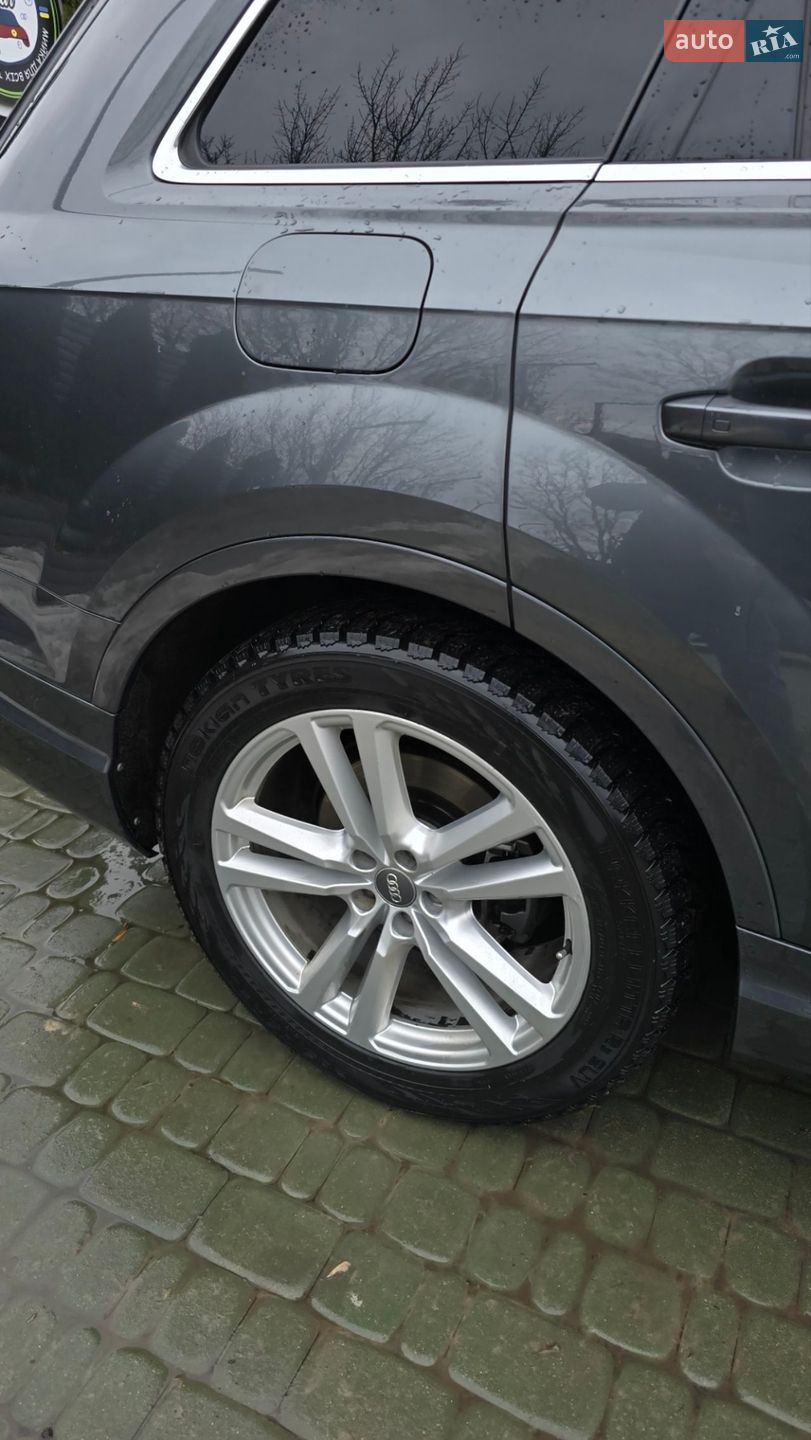 Audi Q7 2016 VIN WAUZZZ4M5GD035535 фото оголошення 4 з 31
