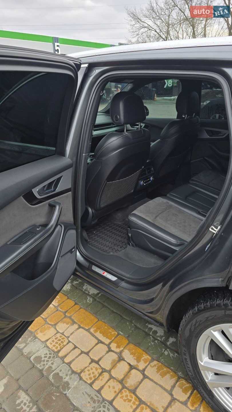 Audi Q7 2016 VIN WAUZZZ4M5GD035535 фото оголошення 14 з 31