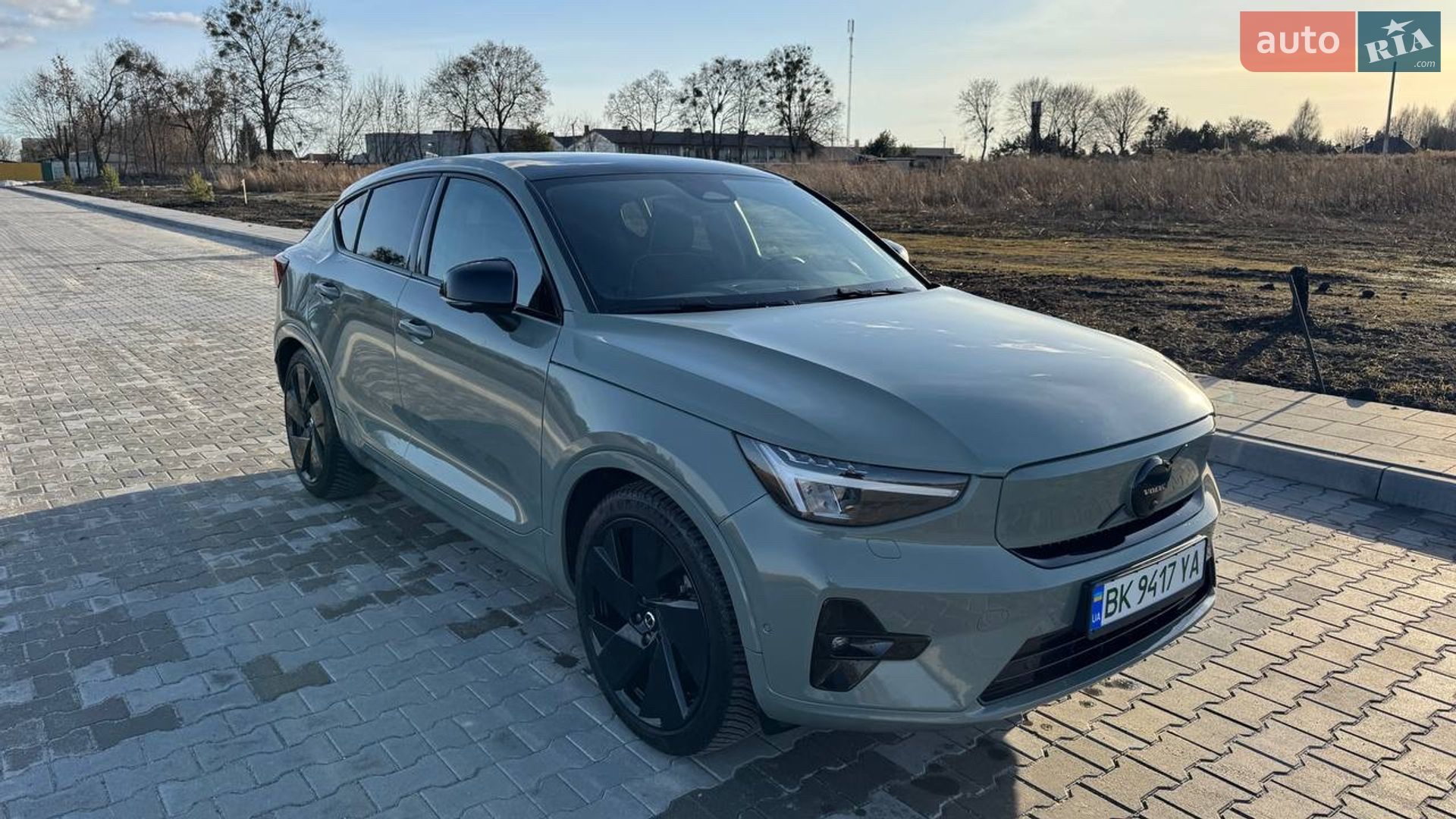 Volvo C40 Recharge 2023 VIN YV1XKEDV7P2060197 фото оголошення 18 з 34