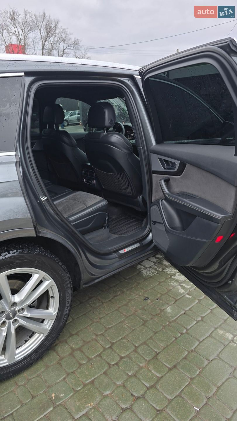 Audi Q7 2016 VIN WAUZZZ4M5GD035535 фото оголошення 26 з 31