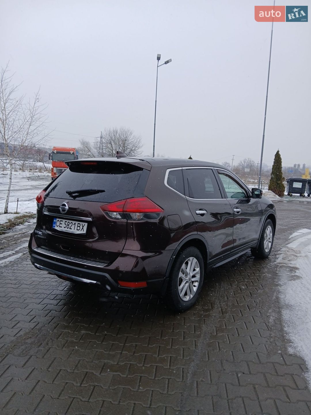 Nissan X-Trail 2017 VIN JN1TCAT32U0105144 фото оголошення 5 з 17