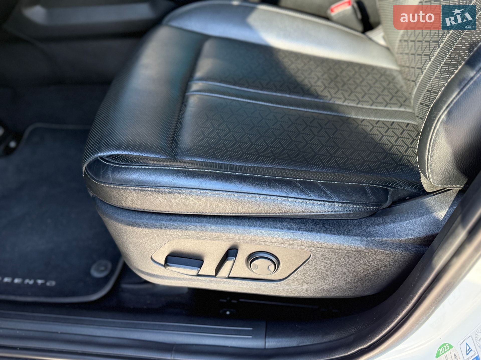 Kia Sorento 2021 VIN KNARH81BGM5086097 фото оголошення 26 з 56