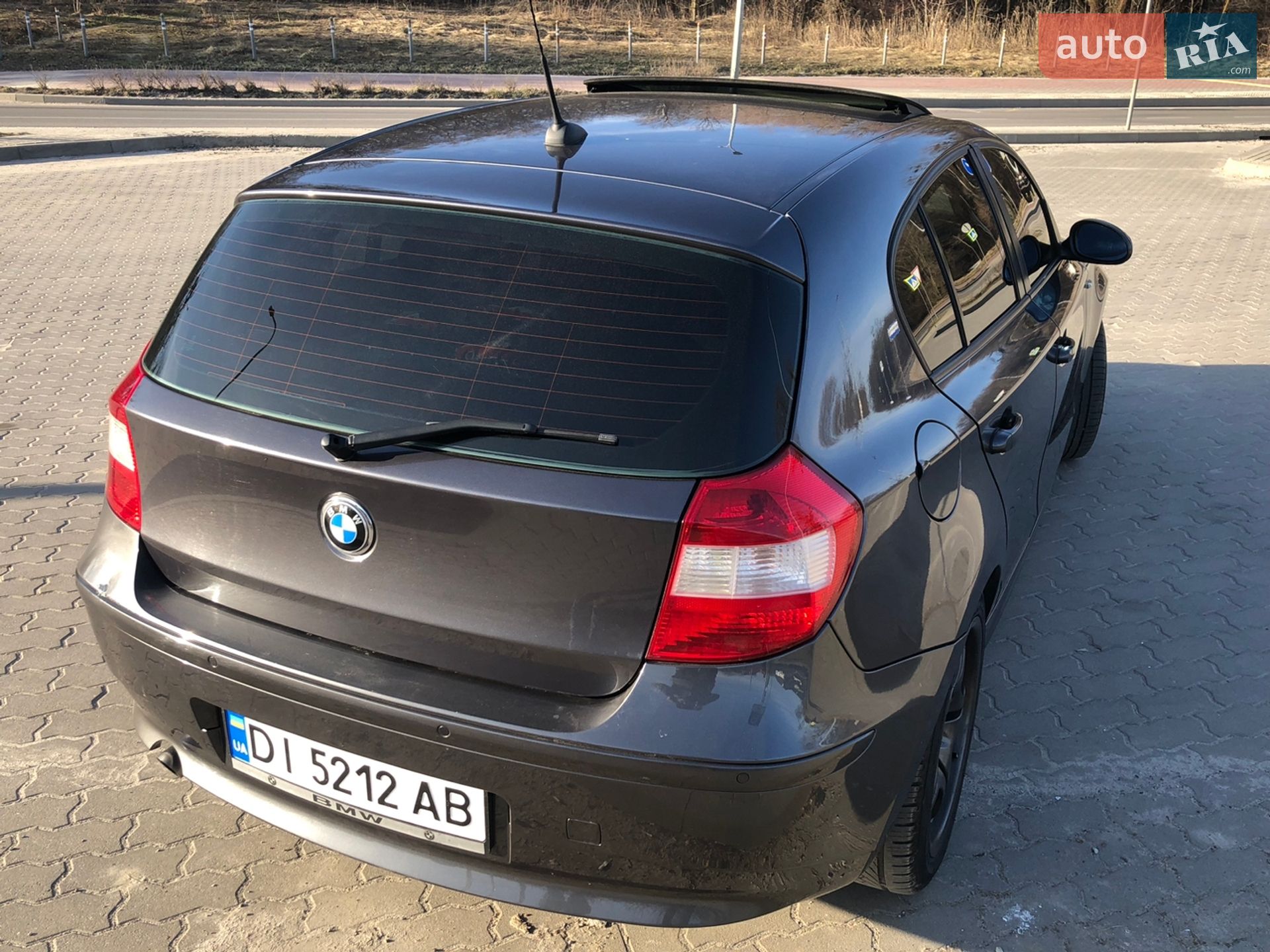 BMW 1 Series 2005 VIN WBAUF11050VA02270 фото оголошення 16 з 44