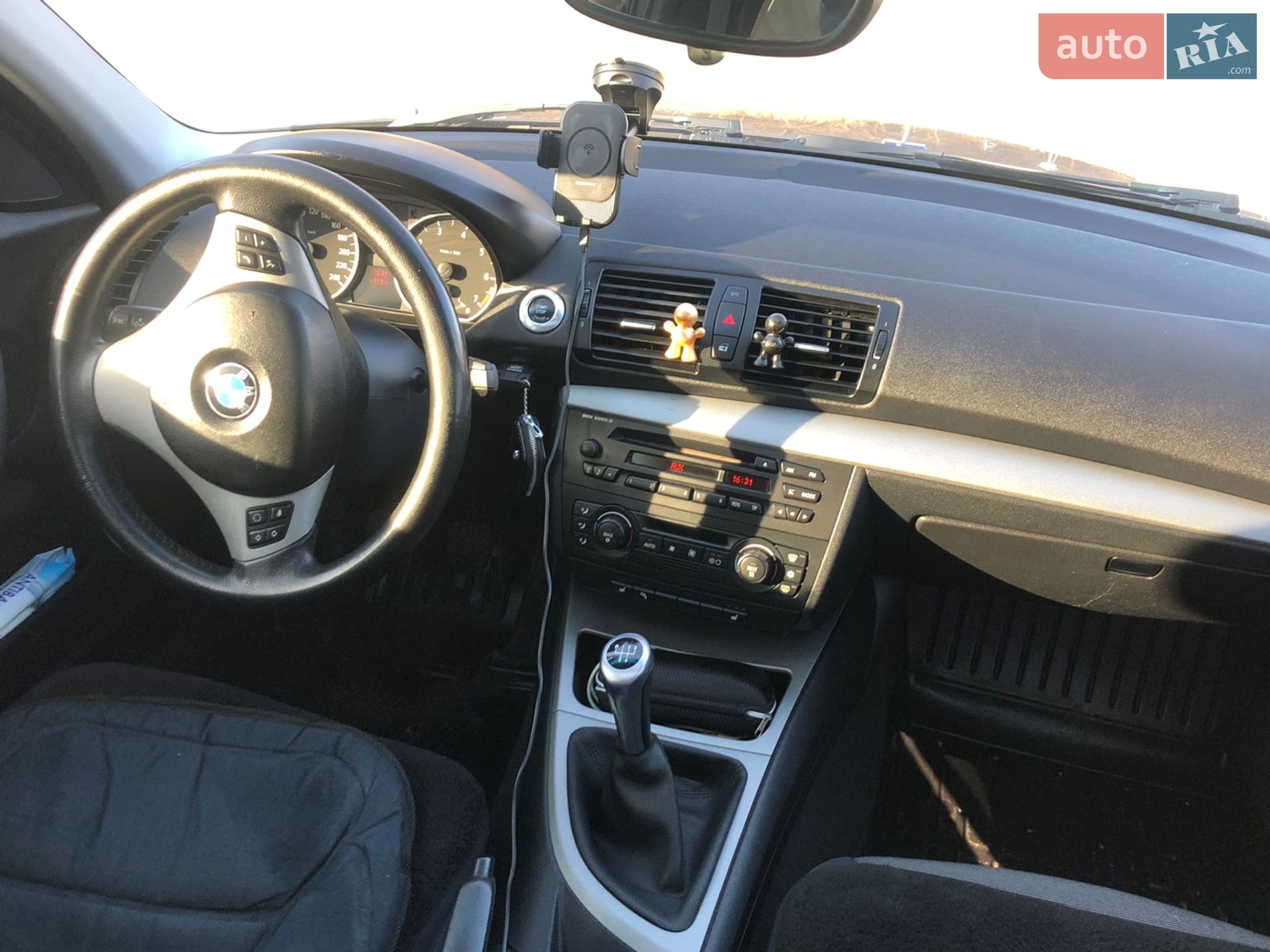 BMW 1 Series 2005 VIN WBAUF11050VA02270 фото оголошення 34 з 44
