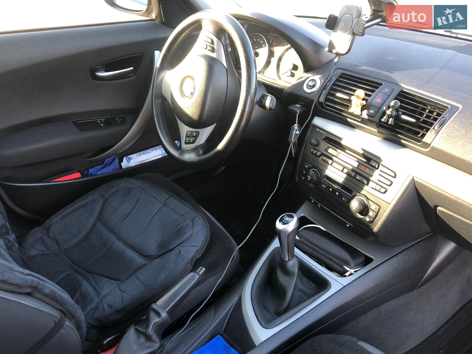 BMW 1 Series 2005 VIN WBAUF11050VA02270 фото оголошення 36 з 44