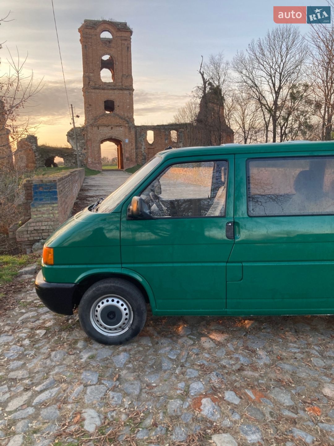Volkswagen Transporter 2000 VIN WV1ZZZ70Z1H053432 фото оголошення 7 з 9