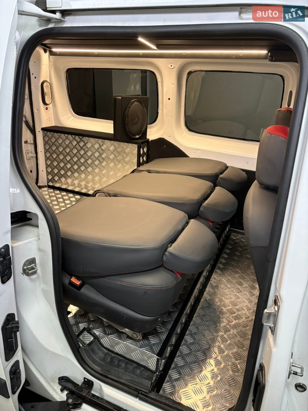 Renault Kangoo 2014 VIN VF1FW18H551079551 фото оголошення 22 з 32