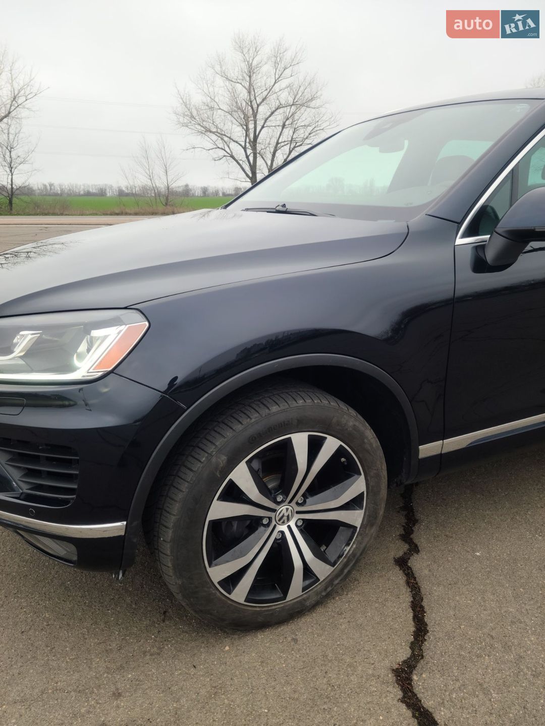 Volkswagen Touareg 2016 VIN WVGRF7BPXHD003920 фото оголошення 2 з 15