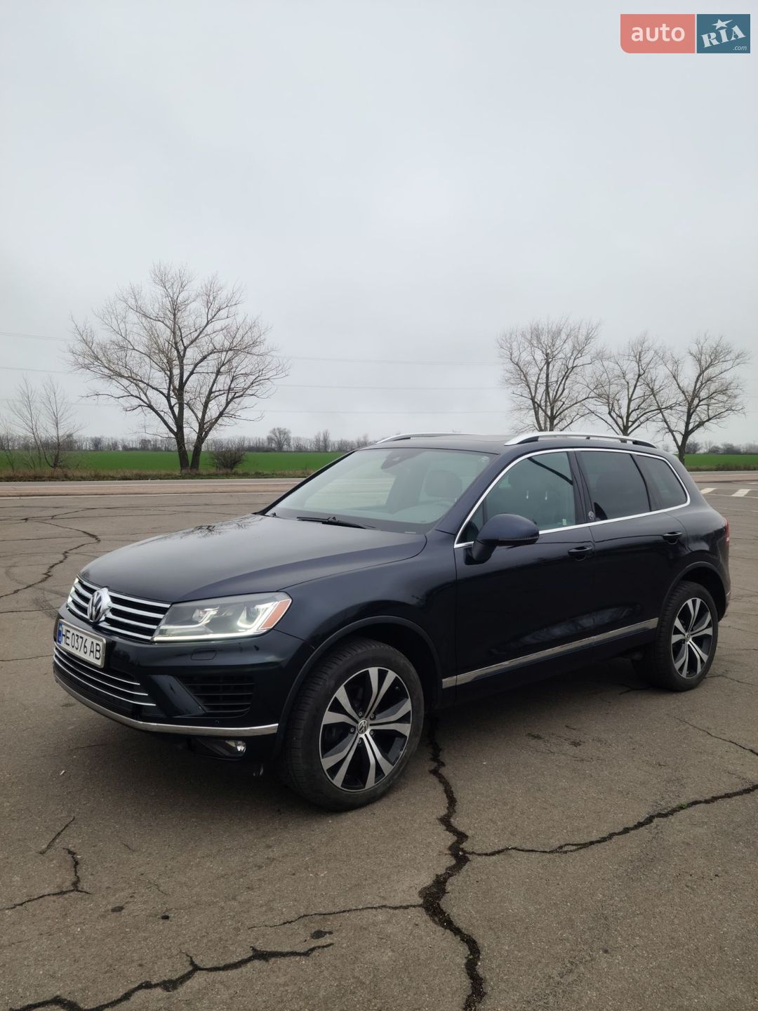 Volkswagen Touareg 2016 VIN WVGRF7BPXHD003920 фото оголошення 4 з 15