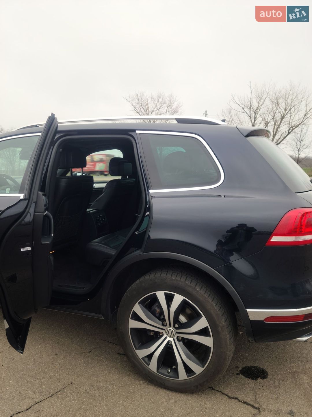 Volkswagen Touareg 2016 VIN WVGRF7BPXHD003920 фото оголошення 5 з 15