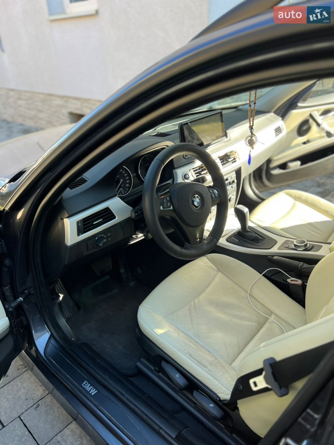 BMW 3 Series 2008 VIN WBAVU51080A320857 фото оголошення 12 з 28
