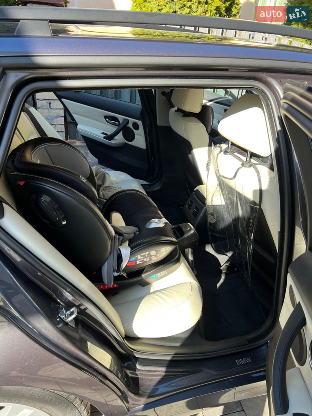 BMW 3 Series 2008 VIN WBAVU51080A320857 фото оголошення 23 з 28