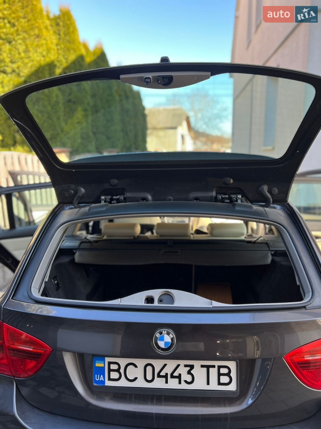 BMW 3 Series 2008 VIN WBAVU51080A320857 фото оголошення 24 з 28