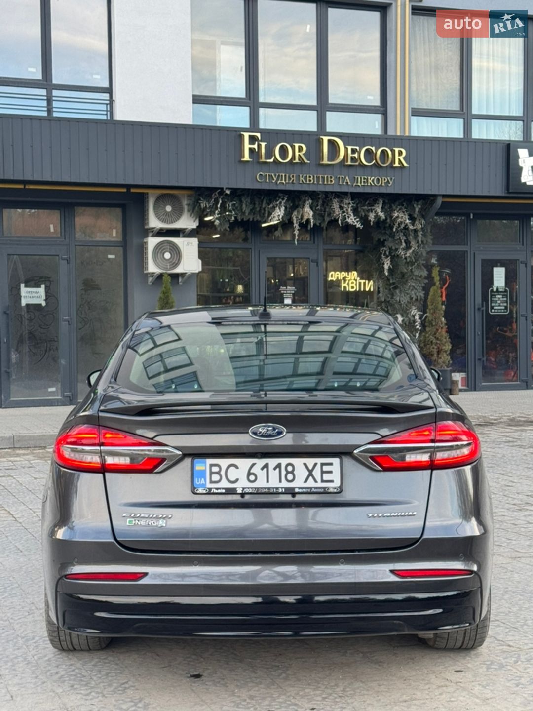 Ford Fusion 2019 VIN 3FA6P0SU7KR200551 фото оголошення 4 з 21
