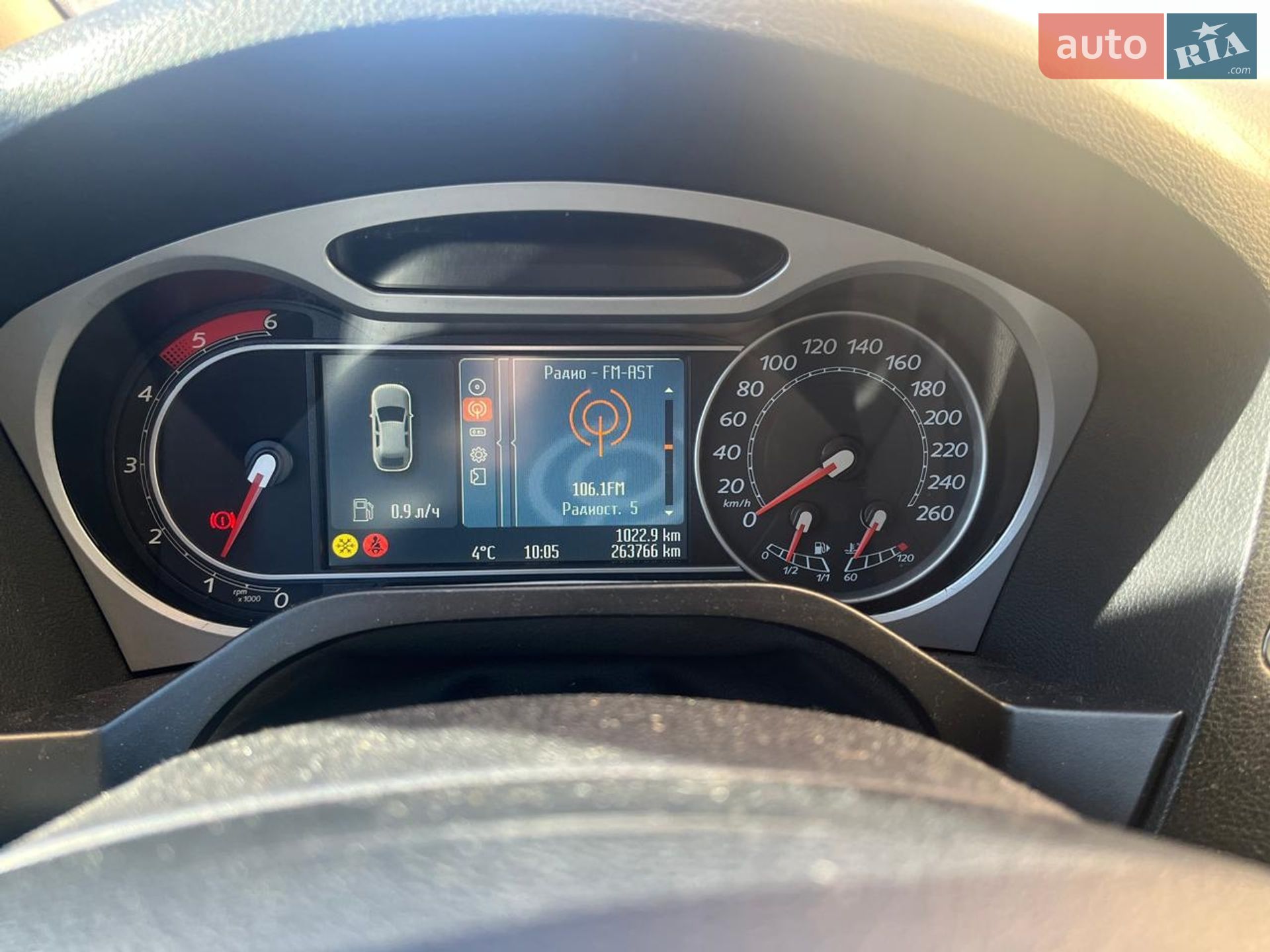 Ford S-Max 2008 VIN WF0SXXGBWS8G16587 фото оголошення 3 з 25