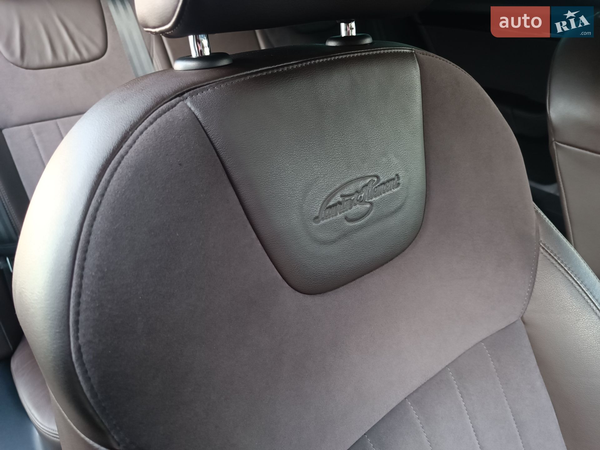 Skoda Octavia 2016 VIN TMBLK9NE9H0053985 фото оголошення 5 з 65