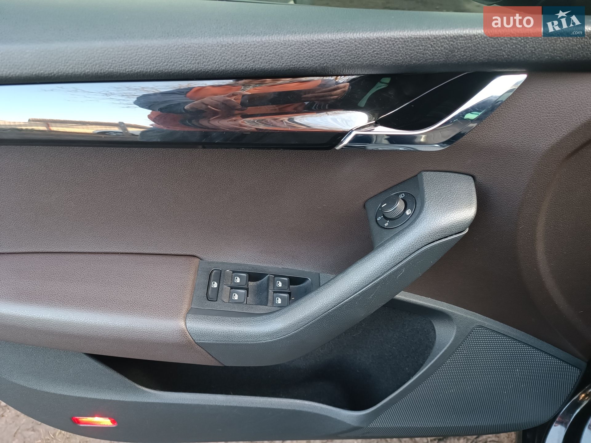 Skoda Octavia 2016 VIN TMBLK9NE9H0053985 фото оголошення 38 з 65