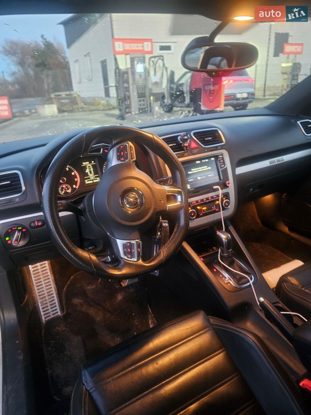 Volkswagen Scirocco 2011 VIN WVWZZZ13ZBV027410 фото оголошення 13 з 28