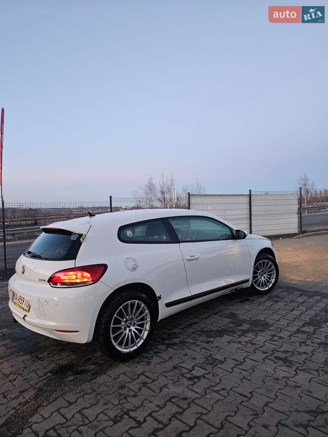Volkswagen Scirocco 2011 VIN WVWZZZ13ZBV027410 фото оголошення 14 з 28