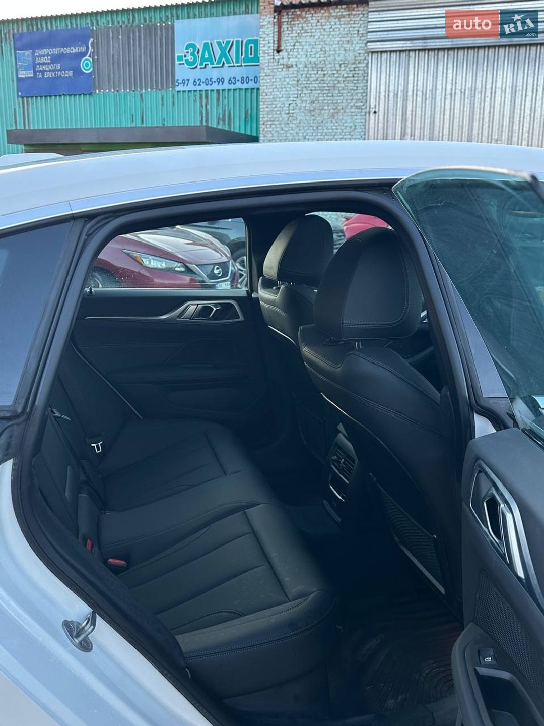 BMW i4 2023 VIN WBY73AW00RFR48393 фото оголошення 13 з 17
