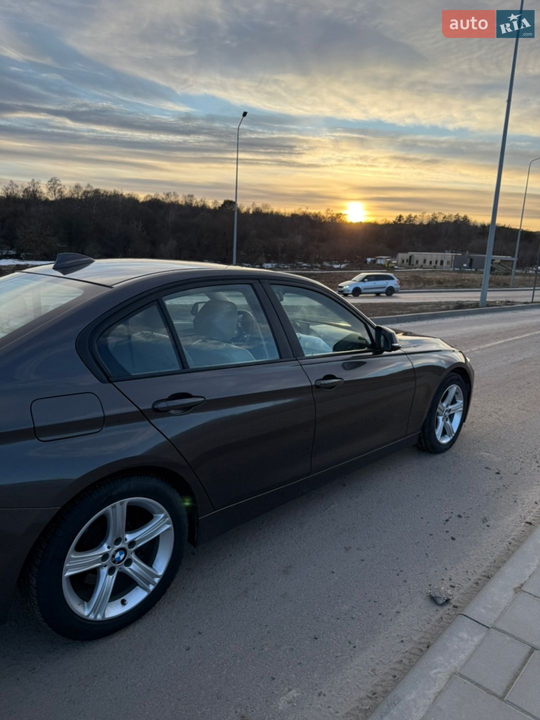 BMW 3 Series 2013 VIN WBA3A5G53DNP24506 фото оголошення 6 з 27
