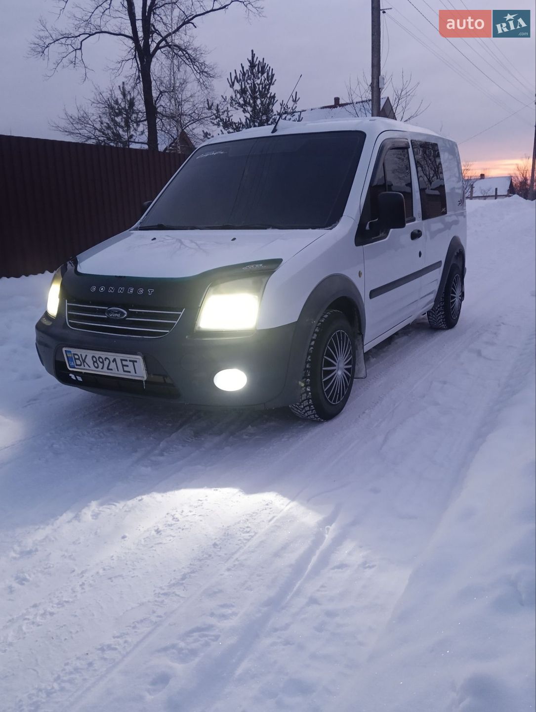 Ford Transit Connect 2010 VIN WF0TXXERPTAR97504 фото оголошення 5 з 19