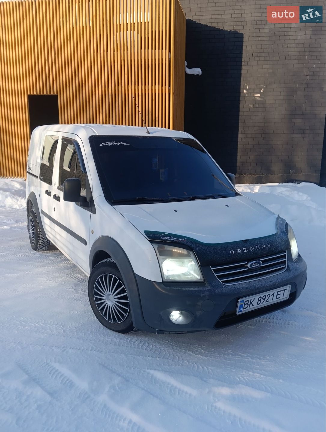 Ford Transit Connect 2010 VIN WF0TXXERPTAR97504 фото оголошення 10 з 19