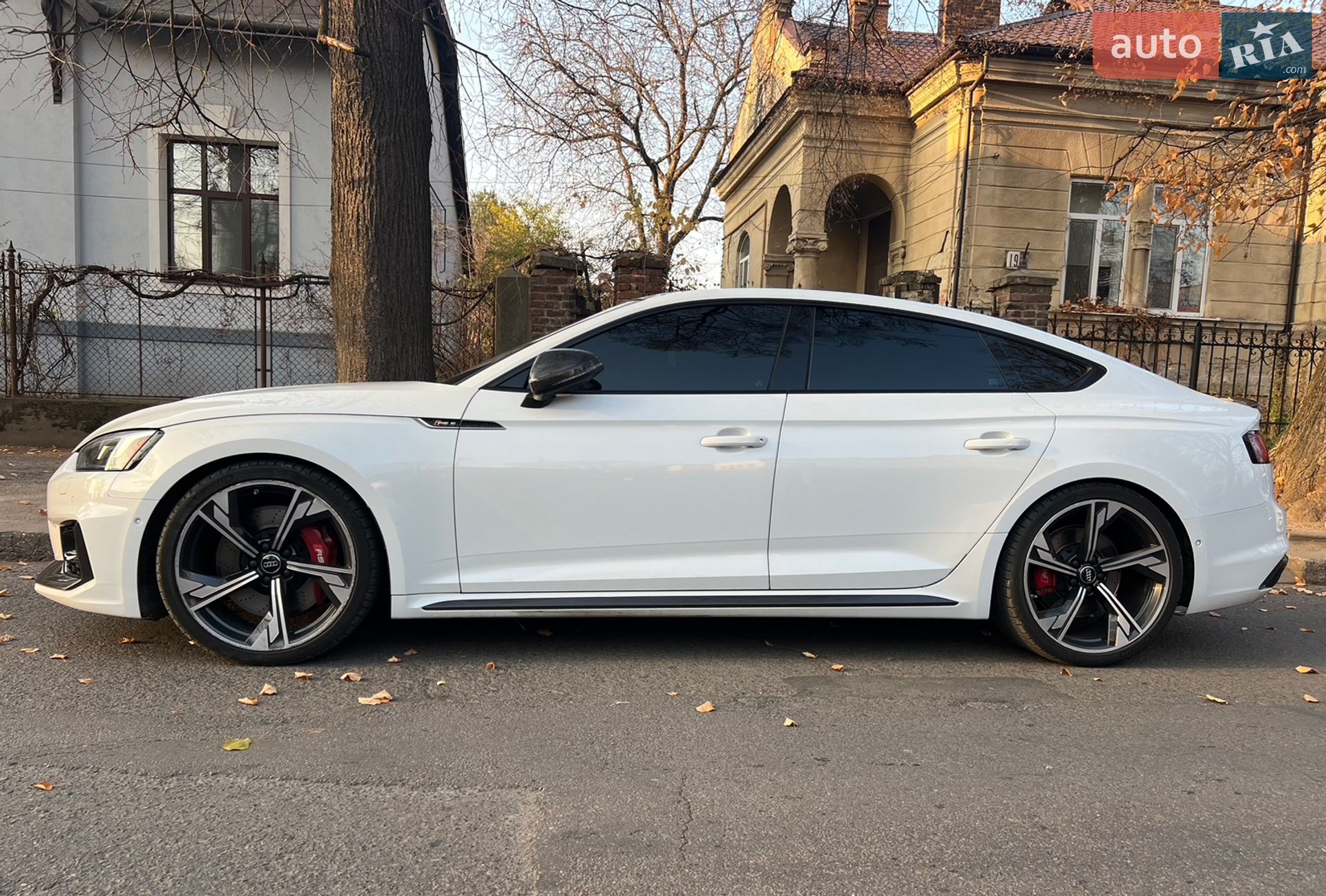 Audi RS5 2018 VIN WUABWCF54KA901075 фото оголошення 6 з 27