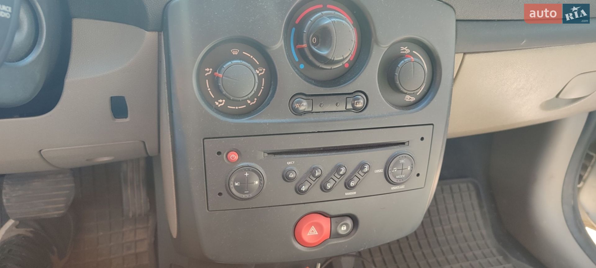 Renault Clio 2007 VIN VF1BR1F0538418310 фото оголошення 11 з 28