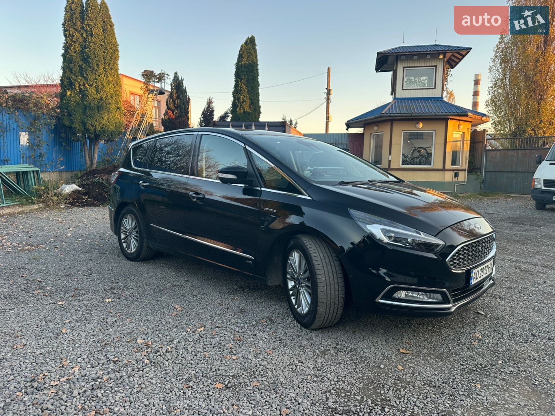 Ford S-Max 2017 VIN WF0JXXWPCJHU25323 фото оголошення 3 з 25