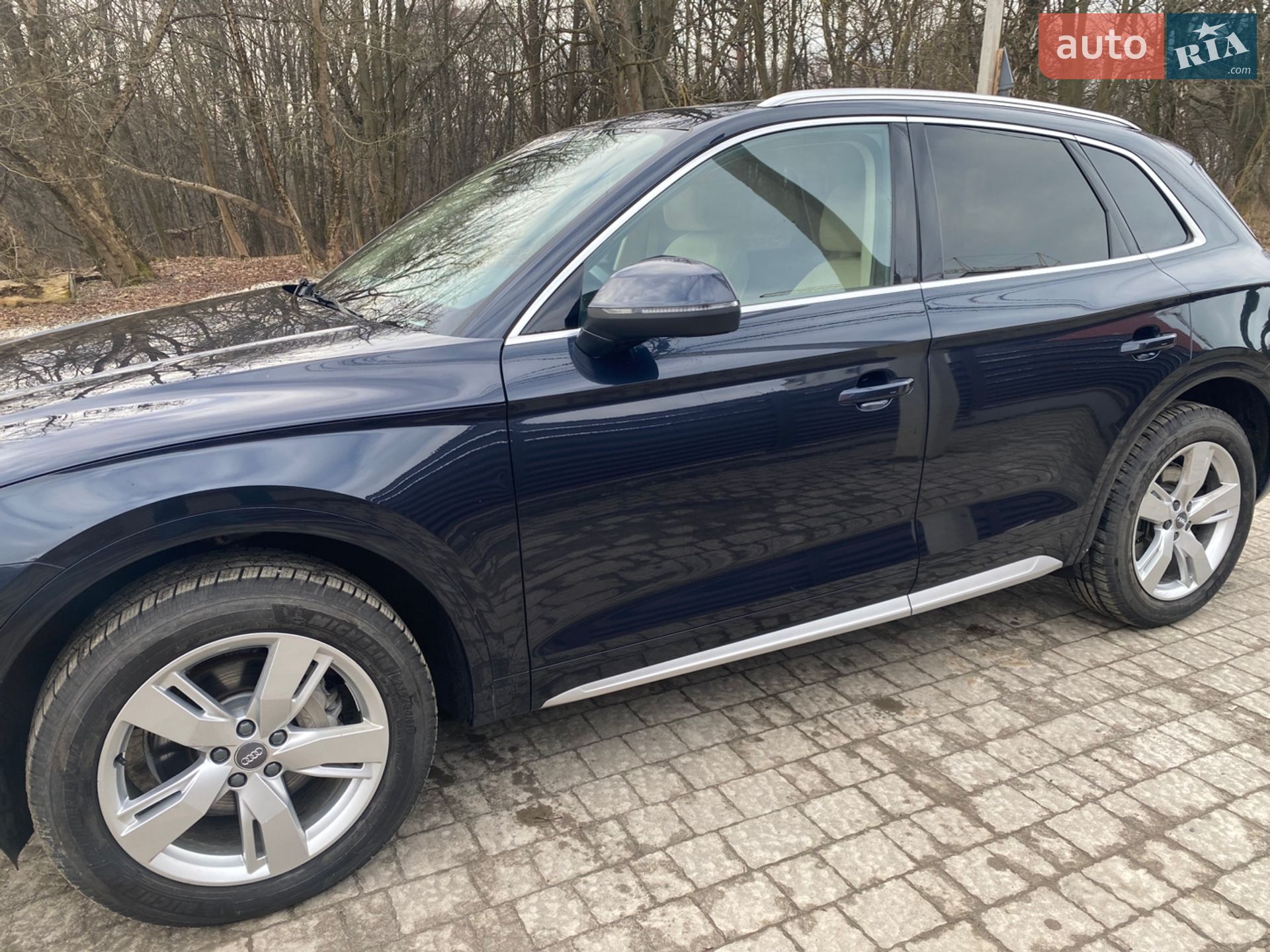 Audi Q5 2018 VIN WA1BNAFY2J2232841 фото оголошення 10 з 25
