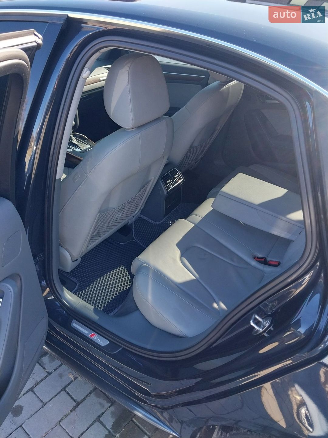 Audi A4 2013 VIN WAUFFAFL0EN022278 фото оголошення 10 з 14