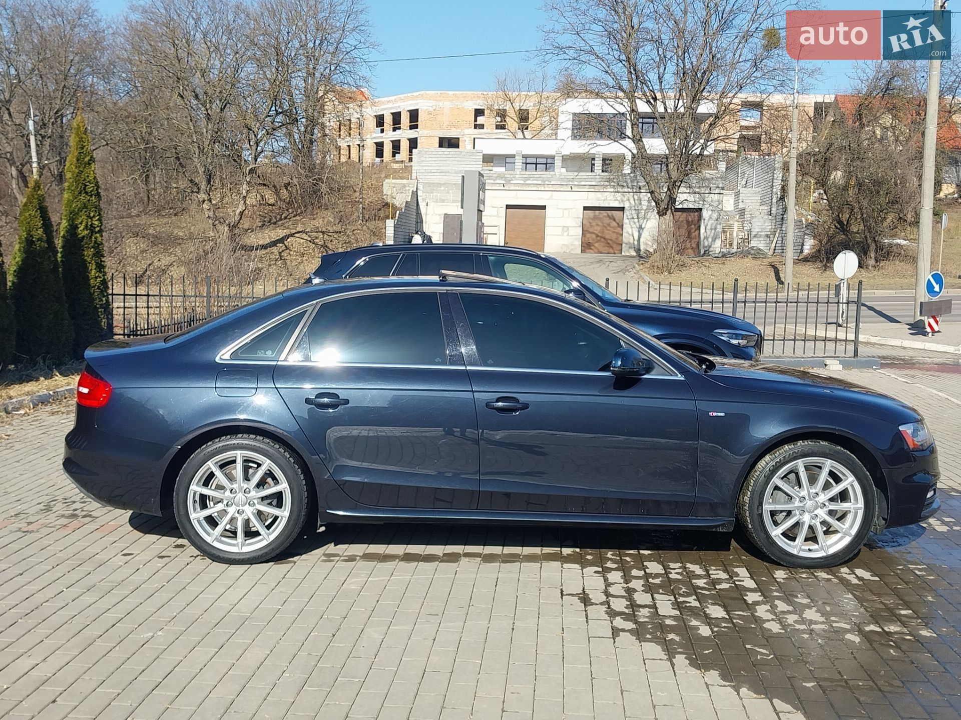 Audi A4 2013 VIN WAUFFAFL0EN022278 фото оголошення 4 з 14