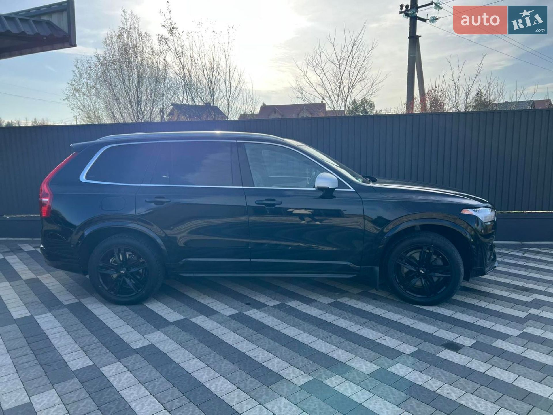 Volvo XC90 2017 VIN YV4A22PM8J1195650 фото оголошення 5 з 19